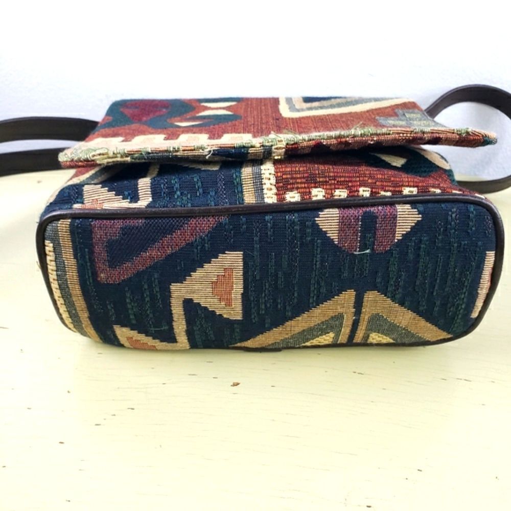 Women's Vintage Arizona Geo Aztec Threaded Nine West.Crossbody - Picture 11 of 16